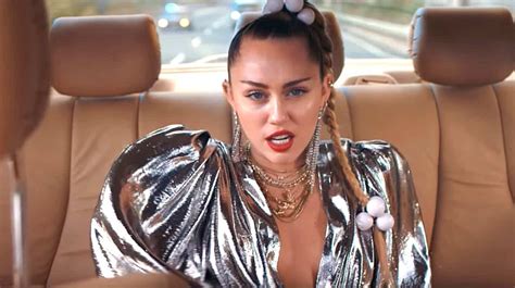 Miley Cyrus Has Cops In Hot Pursuit In Nothing Breaks Like A Heart