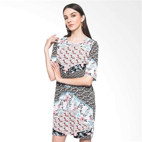 Salah satu motif batik malang yang terkenal adalah motif bunga teratai. Terbaru 50+ Motif Batik Bunga Teratai