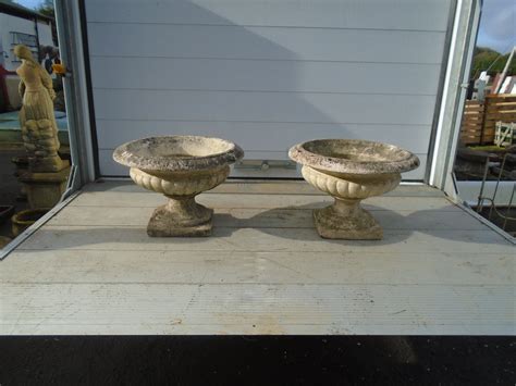 Pair Of Nicely Weathered Early 20th Century Composition Stone Urns Gs