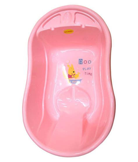 Designed to sit on the counter, on the floor or even in your actual tub, these plastic baby bathtubs give you a lot of flexibility on where bath time happens. Born Babies Pink Plastic Baby Bath Tub: Buy Born Babies ...