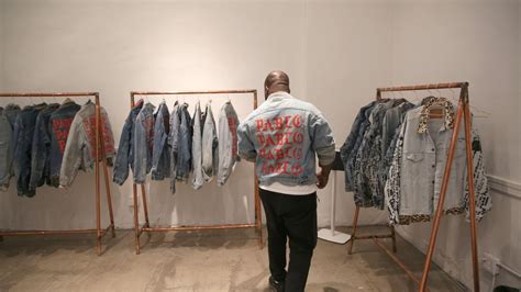 Kanye West Pop Up Merch Stores Aussie Gossip