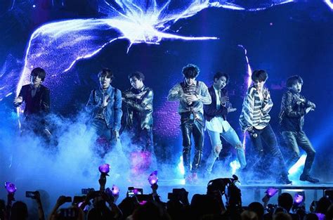 Bts ‘love Yourself Tear Becomes First K Pop Album To Hit No 1 On