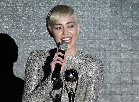Miley Cyrus 135000 Maserati Jewelry Taken In Burglary