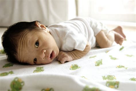 Shubin, md, faap, a pediatrician with mercy family care physicians. 7 Dos & Don'ts for Tummy Time With Baby | CafeMom