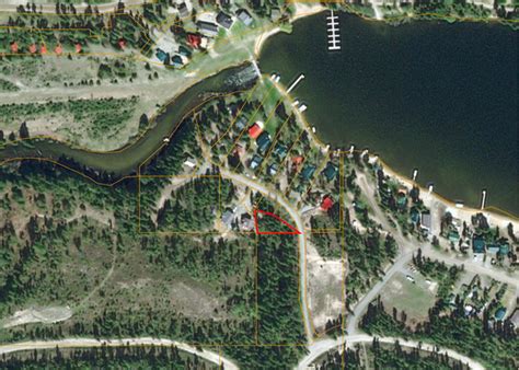 Serviced Recreational Lot Steps From The Lake East Barriere Lake Bc