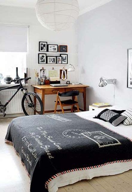 However, you can try modern, industrial, minimalist style then spark some brightness to emphasize its teenage impression. 55 Modern And Stylish Teen Boys' Room Designs - DigsDigs