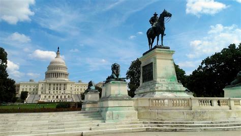 A Walking Guide To Washington Dcs Monuments