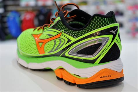 Mizuno Wave Inspire