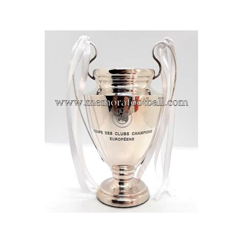 From wikipedia, the free encyclopedia. REAL MADRID CF 2017-18 UEFA Champions League player trophy