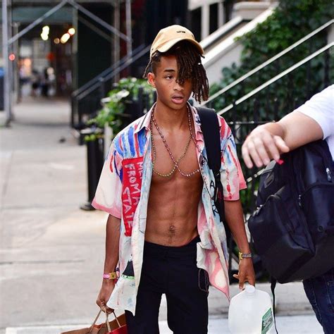 Jaden Smith Showed Off His Six Pack While Beating The Heat Jaden Smith Jaden Smith Fashion