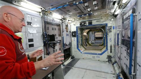 International Space Station Tour On Earth 1g Smarter Every Day 141