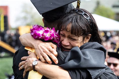 Use Your Life In Service Oprah Winfrey Tells Graduates Colorado College