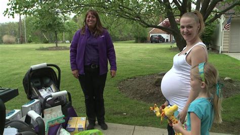 Mom Of 4 Who Is Expecting Quadruplets Gets Mothers Day Surprise Fox31 Denver