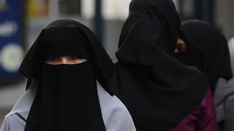 French Burqa Ban Violates Human Rights Un Committee Says Sbs News