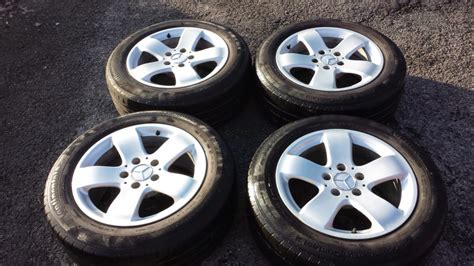 Mercedes classe a 180d progressive line peinture et garnitures : 4 Jantes Mercedes 16" 5x112 d'origine (w211 classe E) (BE)