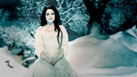 Amy Lees Dress Lithium Video Amy Lee Amy Lee Evanescence Mori Girl