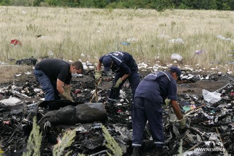 se pistola sequenza malaysia airlines ukraine bodies recluta spargimento filastrocche