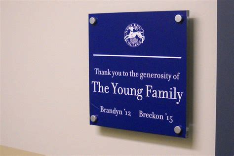 Donor Recognition Signs And Plaques Dee Signs Donor Signage Donor