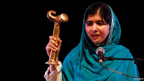 Die junge pakistanerin malala yousafzai überlebte einen anschlag von. Nobel Peace Prize Recipiant Malala Yousafzai Is A Coward ...