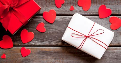 Seriously, if they don't lose their voice from squealing, did you even get them a good gift? 20 great Valentine's Day gift ideas under $20 - Clark Deals