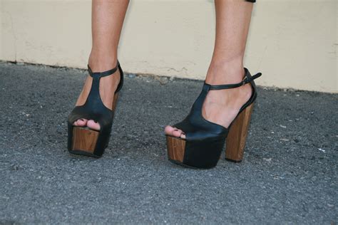 jessica simpson trendy high heels platform pumps heart shoes