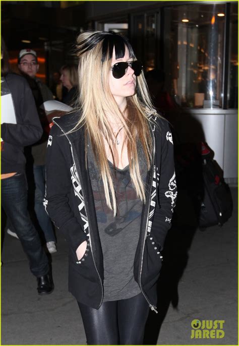 avril lavigne s sexiest abbey dawn line yet photo 2651662 avril lavigne pictures just jared