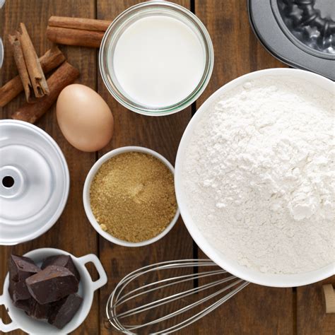 This article explores 13 ingredients that can be used as substitutes for eggs. Professional tips! - Hannah Hickman Cakes