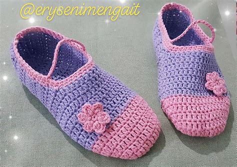 Ravelry Lovely Patik Slippers Pattern By Er Eroglu