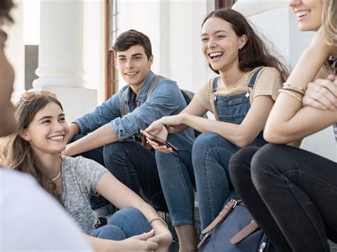 La Importancia De Las Amistades Sanas En La Adolescencia Kulturaupice