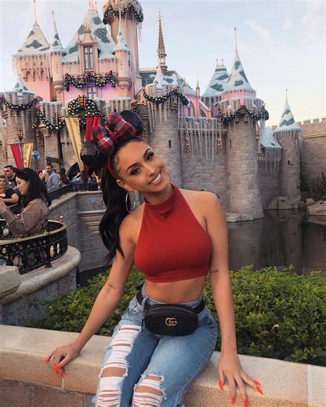 Disney Vacation Outfit Inspiration