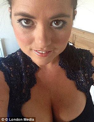 Labour Mp S Wife Karen Danczuk Posts More Cleavage Photos On Twitter Daily Mail Online