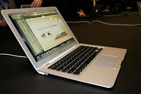 High Quality Photos And Notes On Apples New Macbook Air