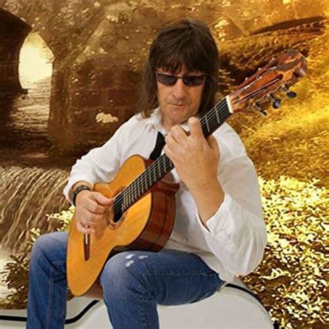 Play Llorando Se Fue Guitarra Solo By Bruno Beurl On Amazon Music