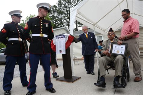 Marines Honor Montford Point Marines Service Members In Small Southern