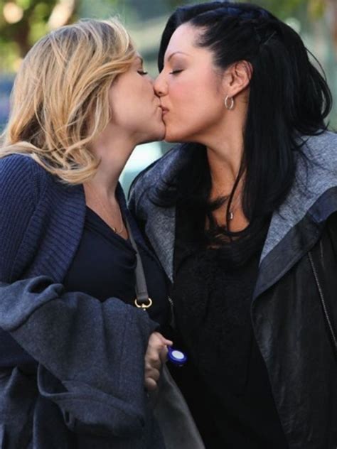 10 maravillosas parejas de lesbianas en series de televisión