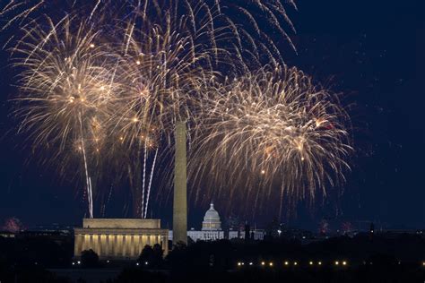 Independence Day Fireworks On The National Mall Light And Landscapes