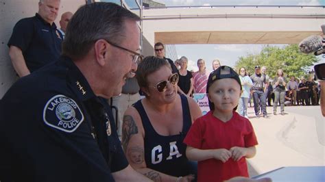 3 Year Old Cancer Patient Gets To Play Police Officer For The Day