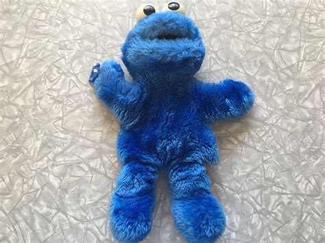 1994 Sesame Street Cookie Monster Hand Puppet By Applause By