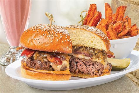 Medfords Wegmans Will Have A Built In Burger Restaurant Eater Boston