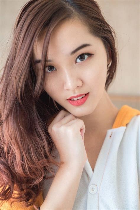 Rachel Twz Female Model Profile Singapore Singapore Singapore 24