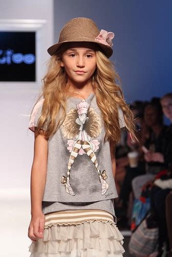 8 Year Old Super Model Angelina Porcelli Walks For Blu Mar Flickr