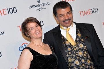 Neil degrasse tyson is one of the prolific science communicators in the modern world. Neil deGrasse Tyson Alice Young Arrivals at the TIME 100 ...