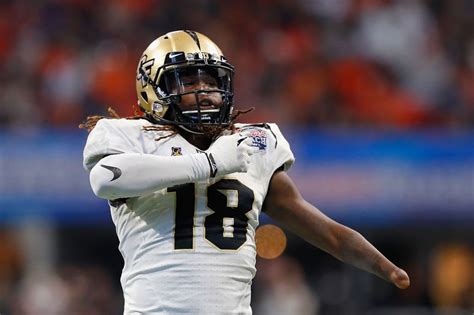 So Inspiring 22 Year Old Linebacker Shaquem Griffin Is The First One
