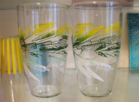 Giant Retro Fab Drinking Glasses Yellow And Green
