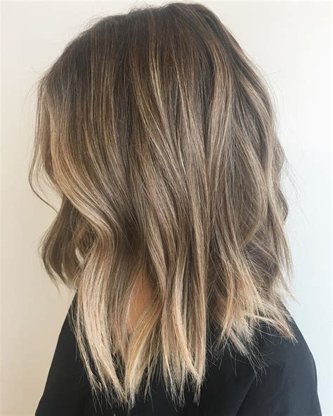 Light blonde hair with dark roots. 70 Flattering Balayage Hair Color Ideas - Balayage ...