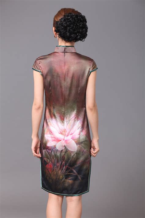 Tantalizing Lotus Flowers Silk Cheongsam Qipao Cheongsam Dresses Women