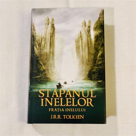 Stapanul Inelelor Fratia Inelului De Jrr Tolkien Romanian Books Usa