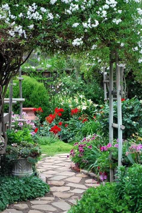 17 Best Garden Paths Images On Pinterest Gardening
