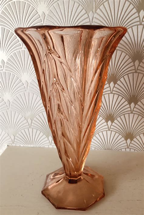 This Stunning Vintage Peach Art Deco Glass Vase Would Make A Fabulous