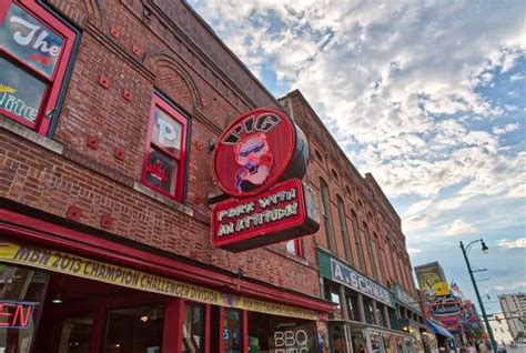 Wild places to eat on Beale Street in Memphis, Tennessee. BBQ Pork with